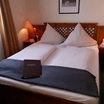 Brauereigasthof Dachsenfranz Hotell Zuzenhausen