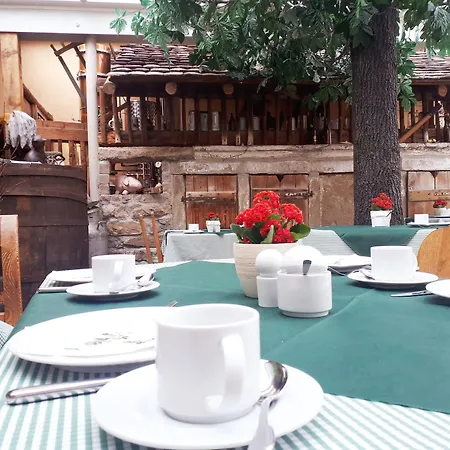 Brauereigasthof Dachsenfranz Hotel 3*