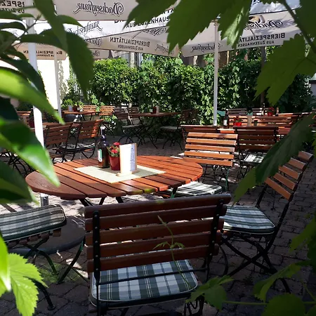 Brauereigasthof Dachsenfranz 3*