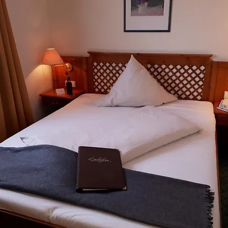 Brauereigasthof Dachsenfranz 3*